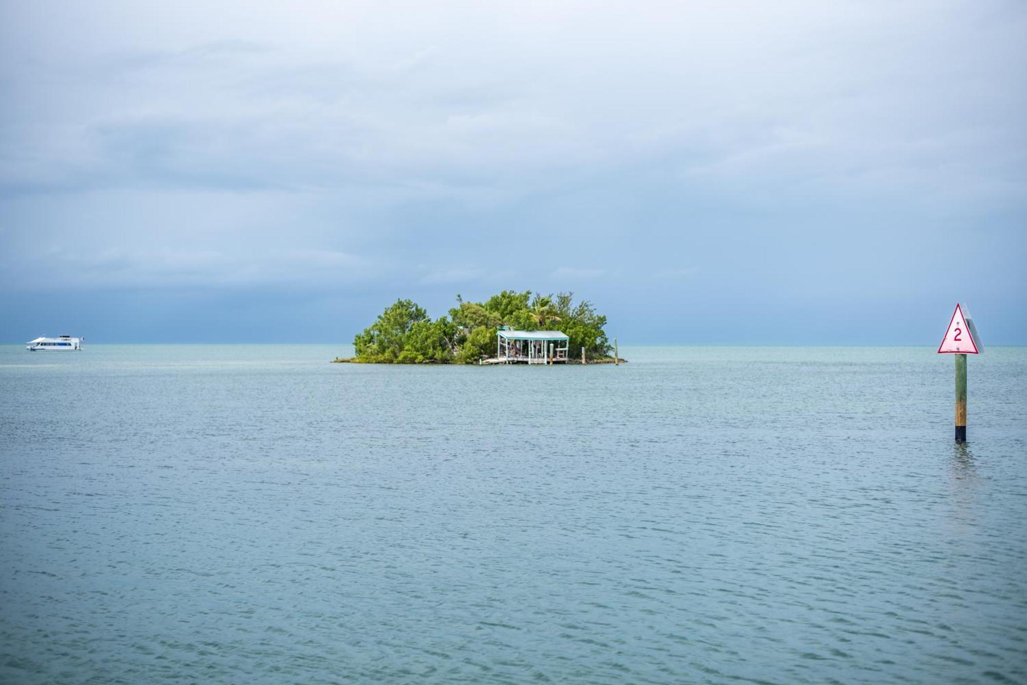 Banana Bay & Marina Hotel 3*